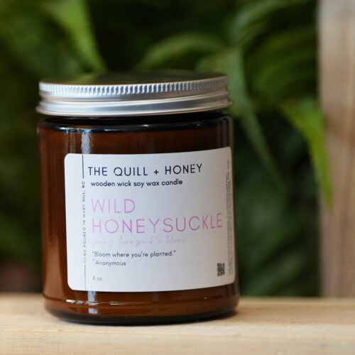 Candle 8 oz - Wild Honeysuckle